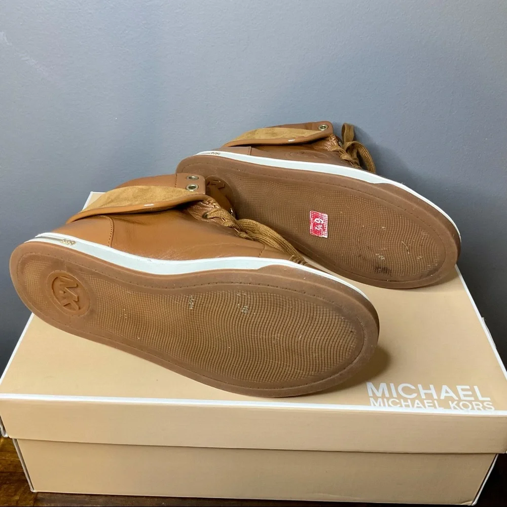 MICHAEL KORS High-top Sneakers with Suede Accent - Picture 5 of 8